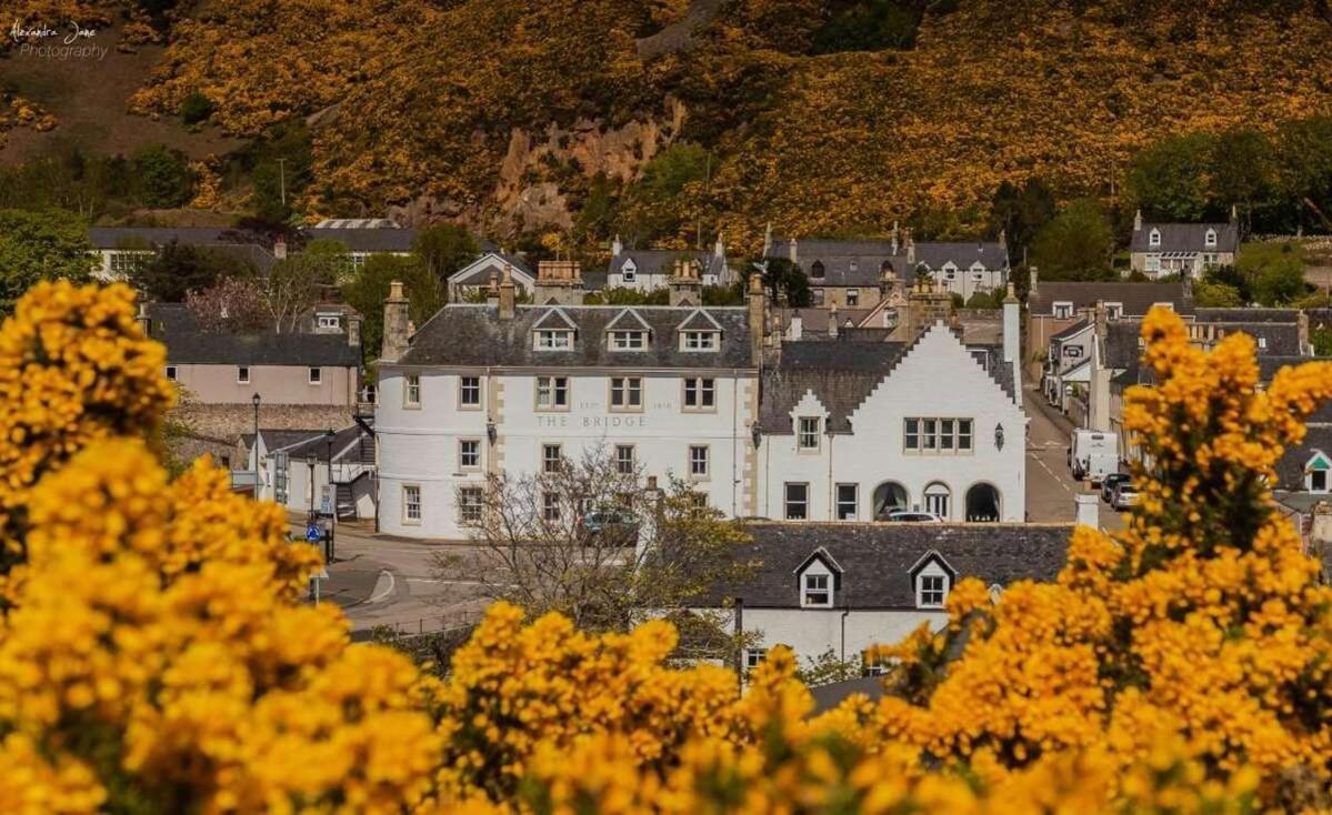 The Bridge Helmsdale Hotel Bagian luar foto